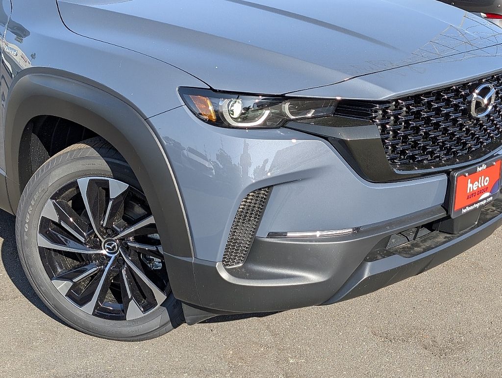 2025 Mazda CX-50 Premium Plus photo 2