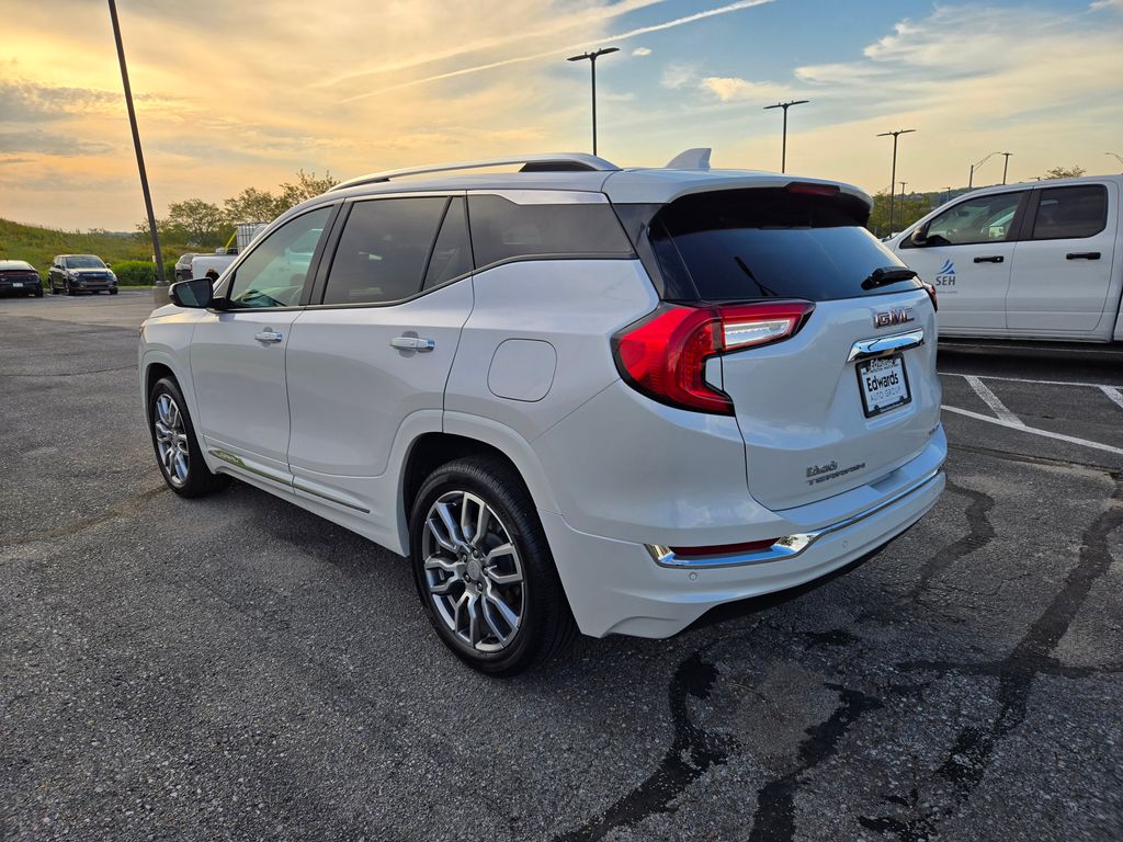 2023 Gmc Terrain Denali photo 3