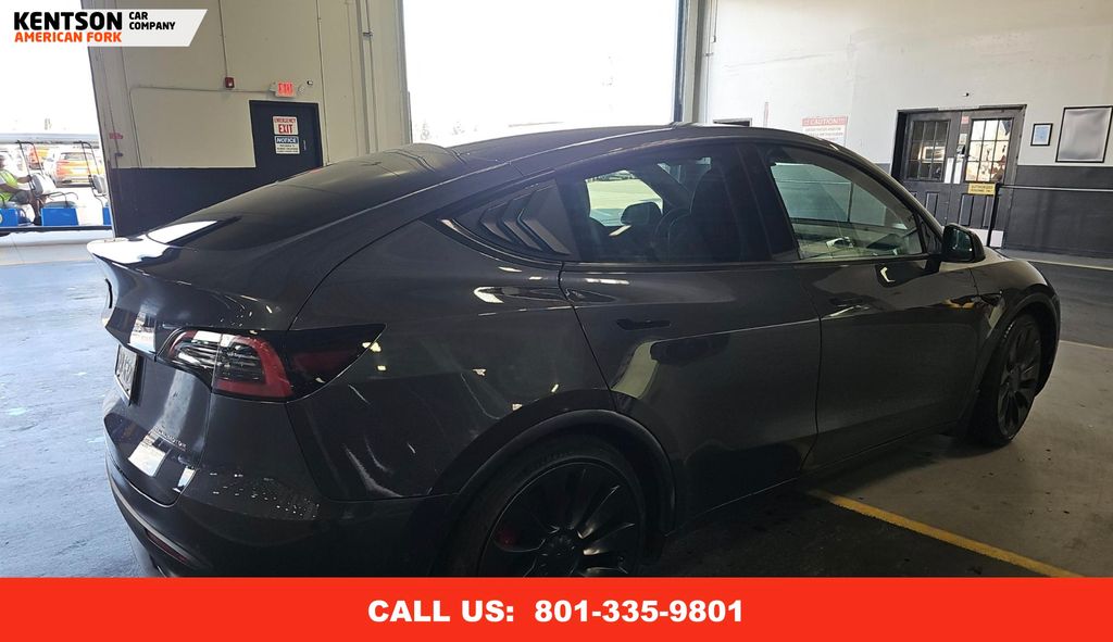 2022 Tesla Model Y Performance photo 7