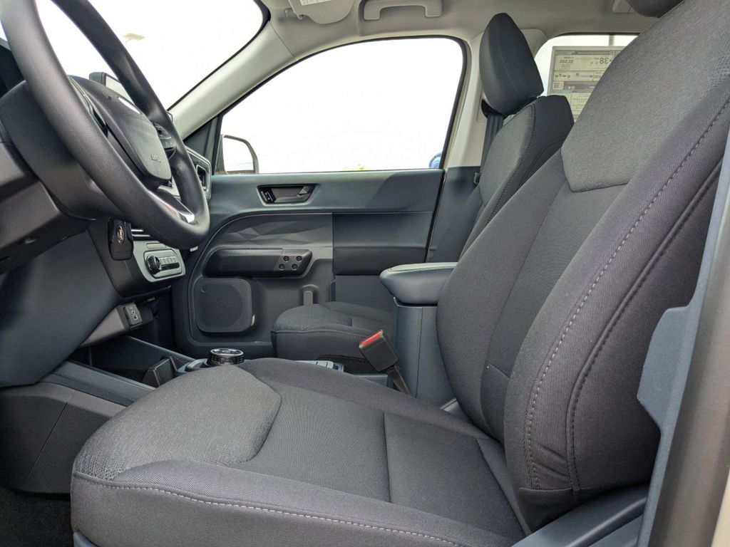 2025 Ford Maverick XL photo 17