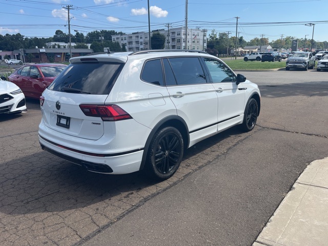 2022 Volkswagen Tiguan SE R-Line Black photo 15