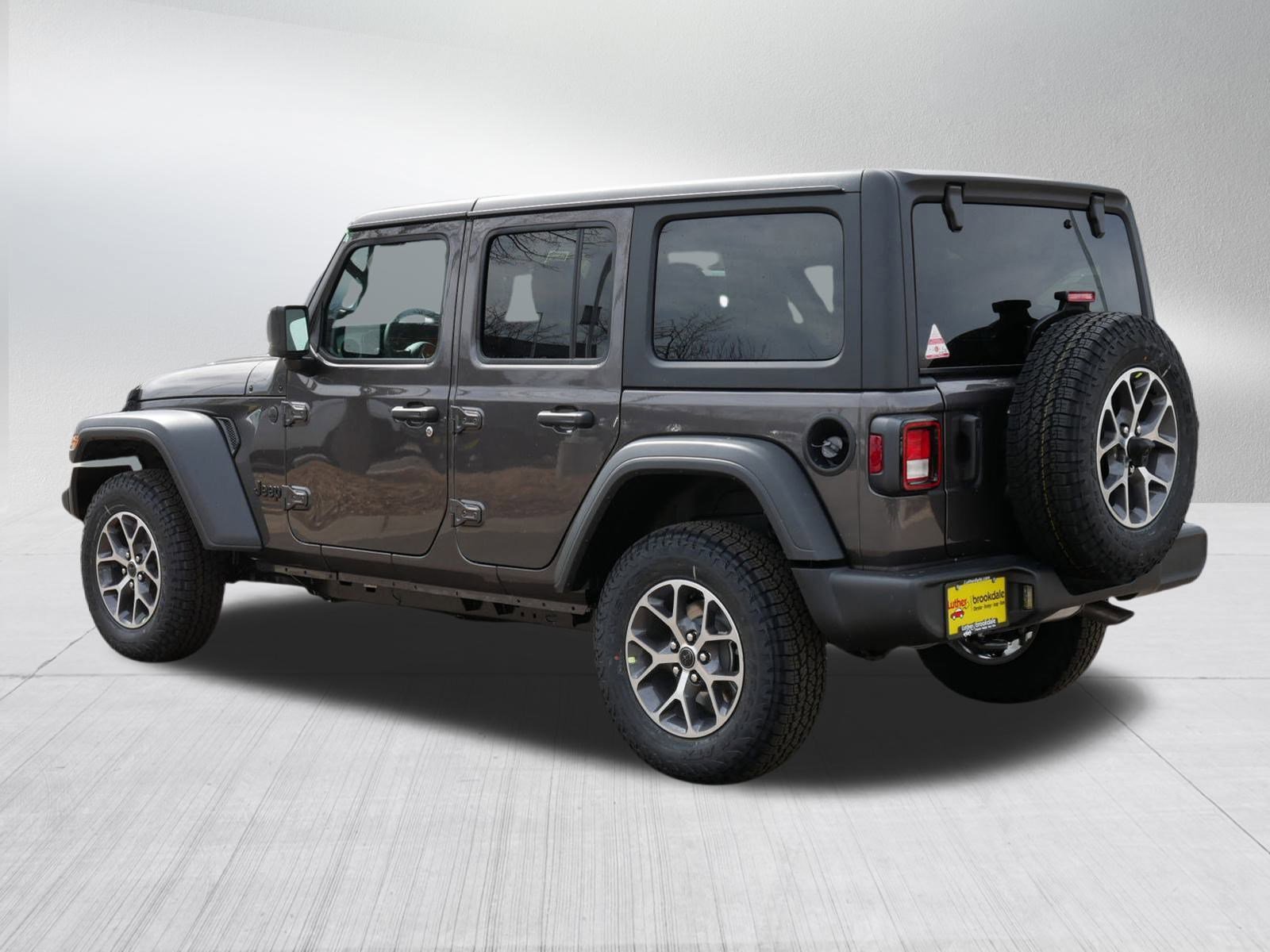 2025 Jeep Wrangler Sport S photo 5