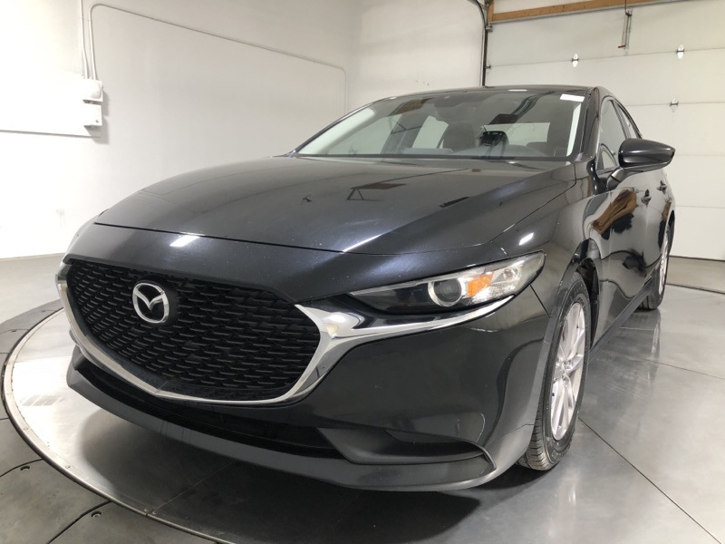 2019 Mazda Mazda3 Base photo 3