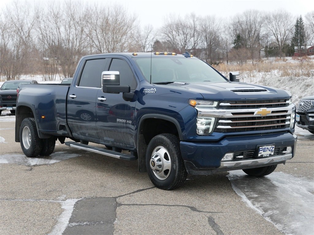 2021 Chevrolet Silverado 3500HD High Country's photo