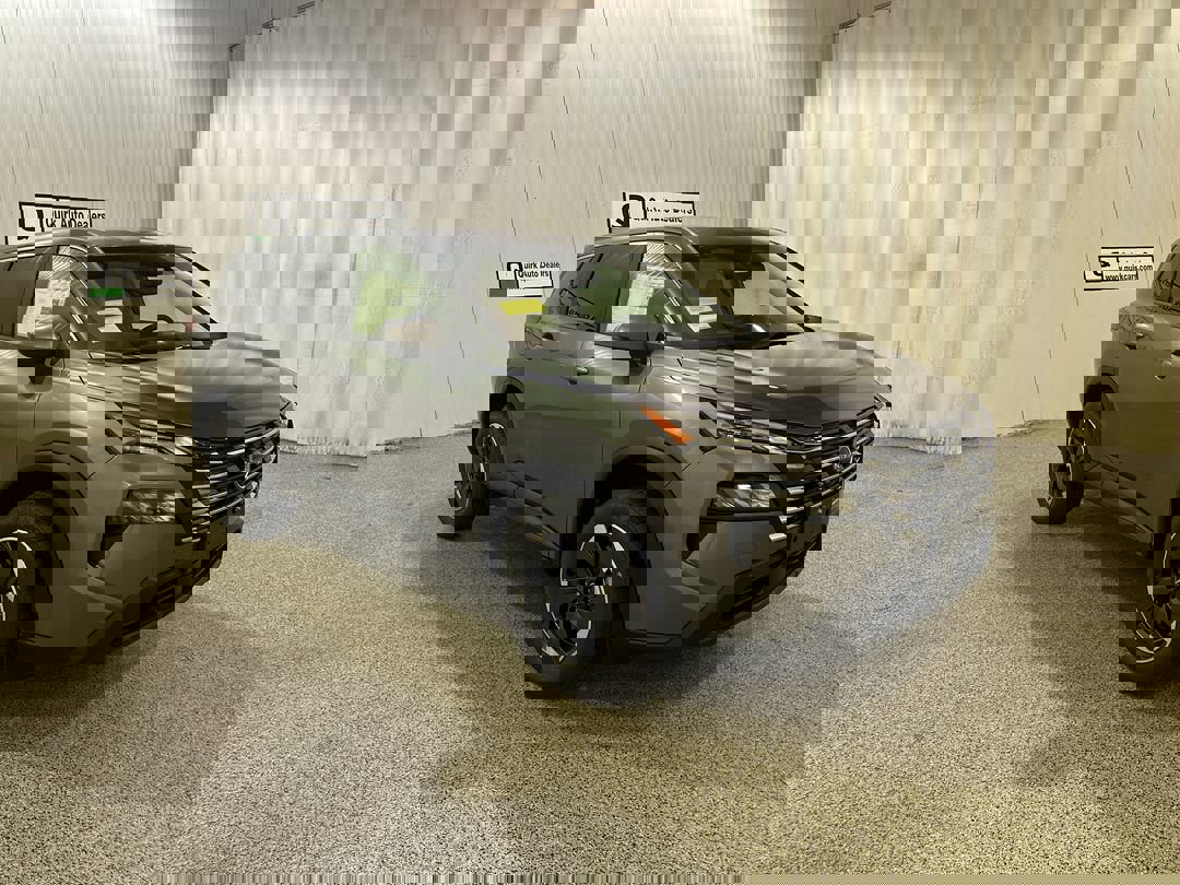 2026 Nissan Rogue SV's photo