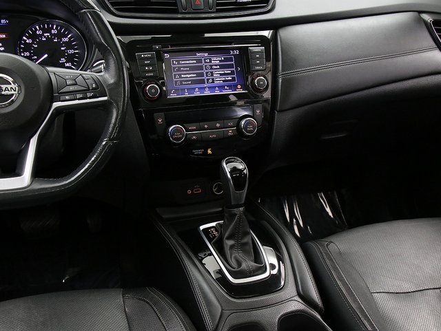 2018 Nissan Rogue SL photo 13