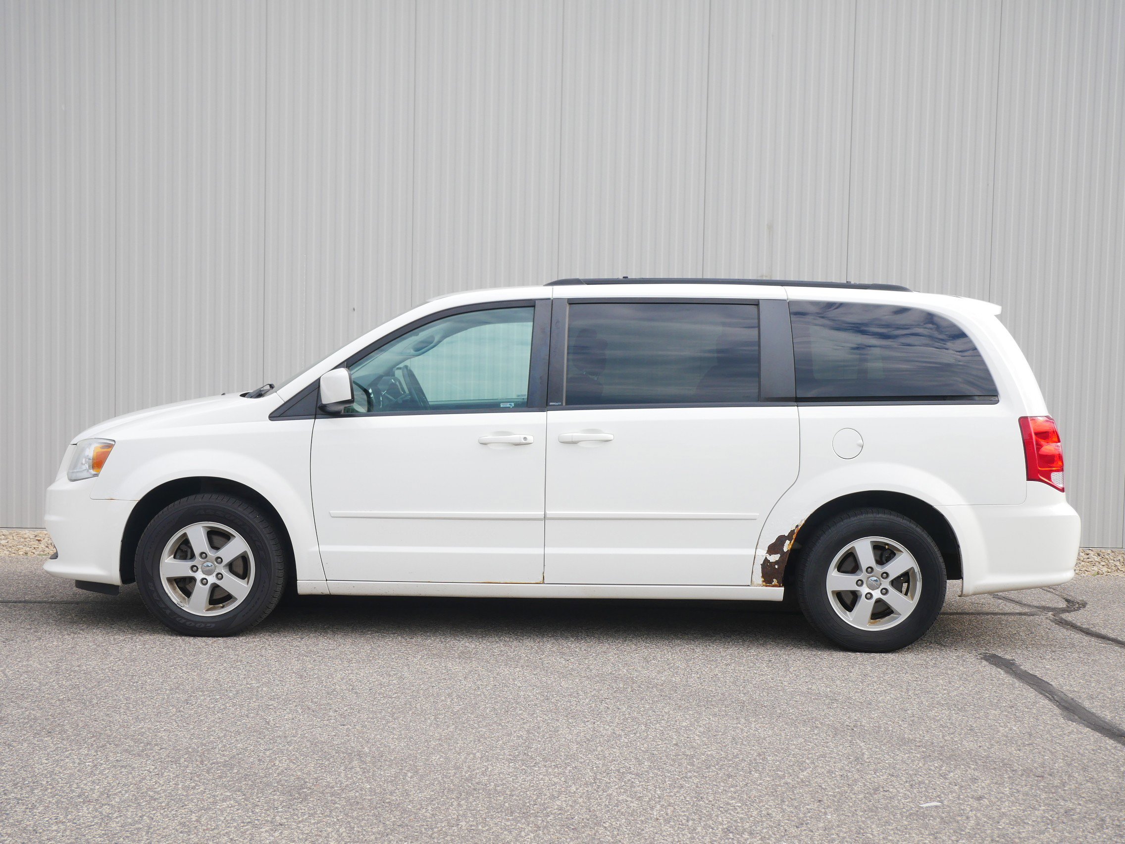 Used 2012 Dodge Grand Caravan SXT with VIN 2C4RDGCG3CR213855 for sale in Hastings, Minnesota