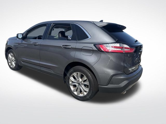 2024 Ford Edge Titanium photo 3