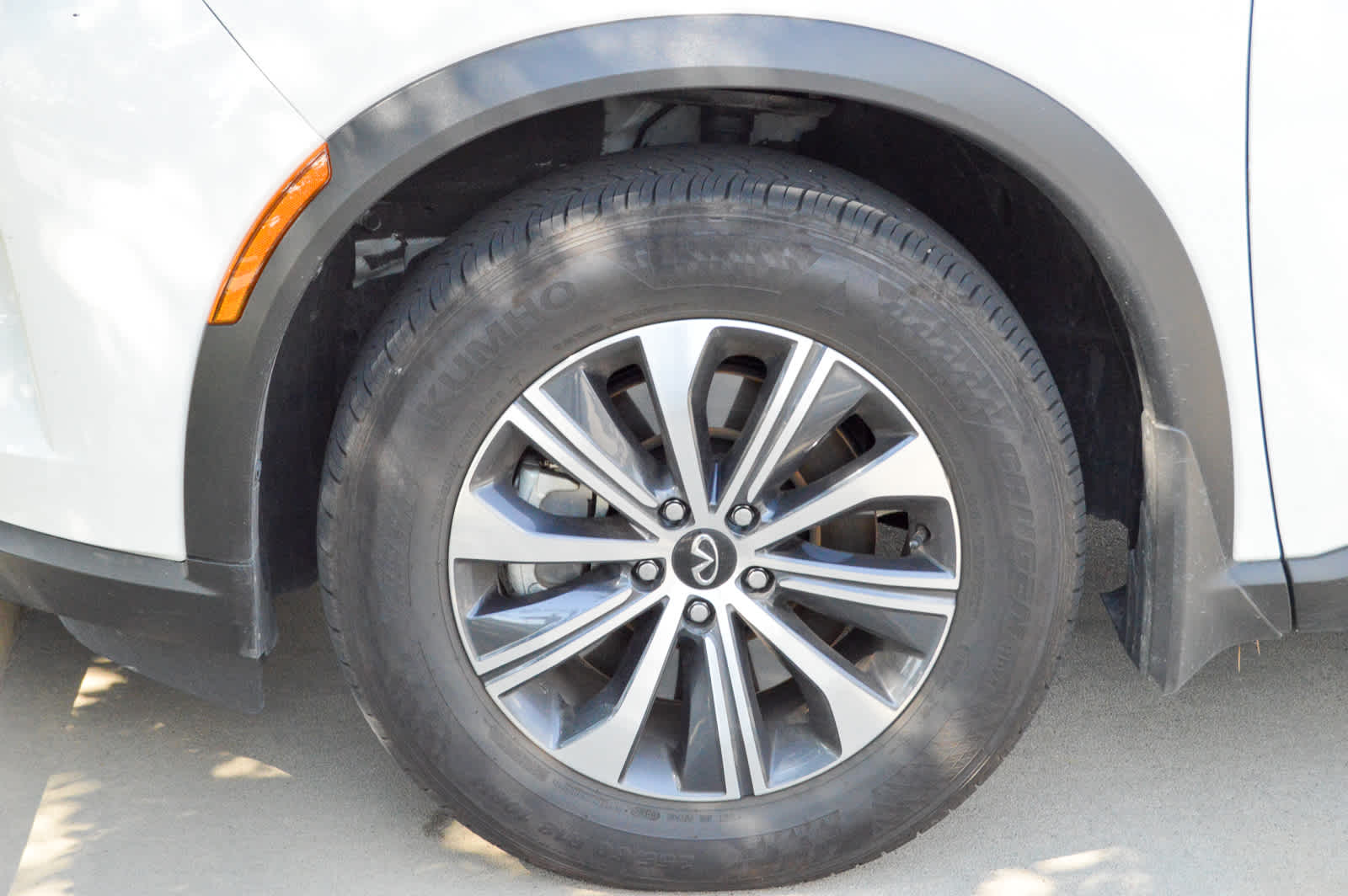 2025 Infiniti QX60 Pure photo 9