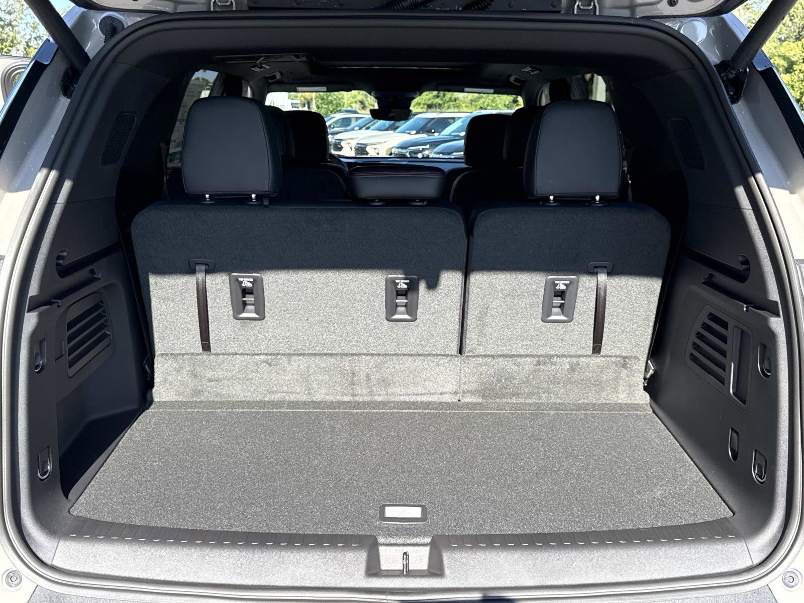 2026 Chevrolet Traverse Z71 photo 31