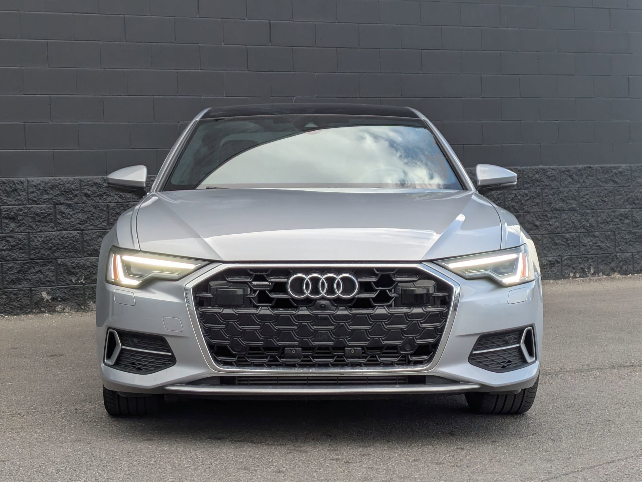 2024 Audi A6 Quattro Premium Plus photo 2