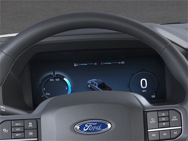 2025 Ford F-150 Lightning photo 9