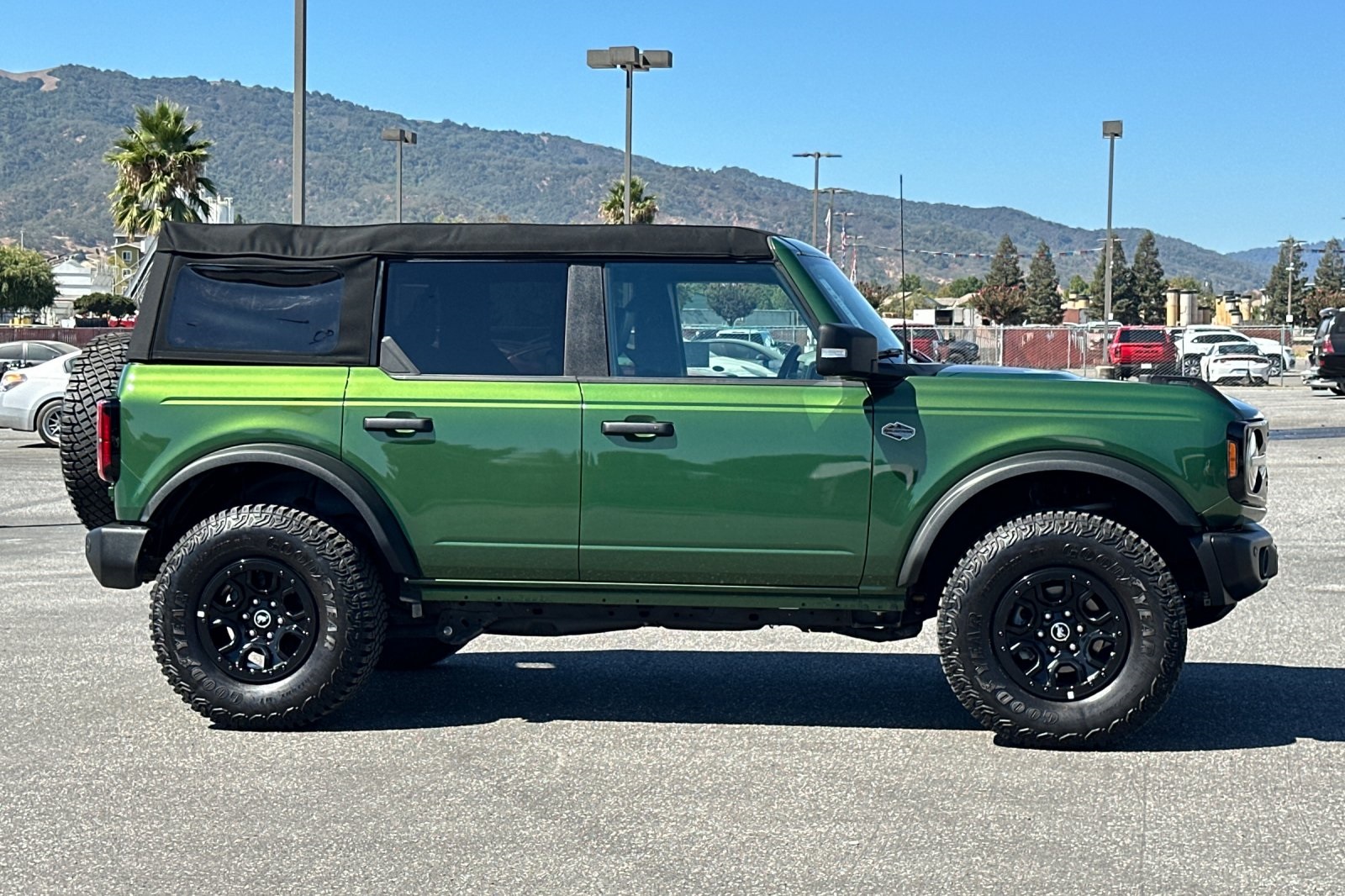 2023 Ford Bronco Wildtrak photo 3