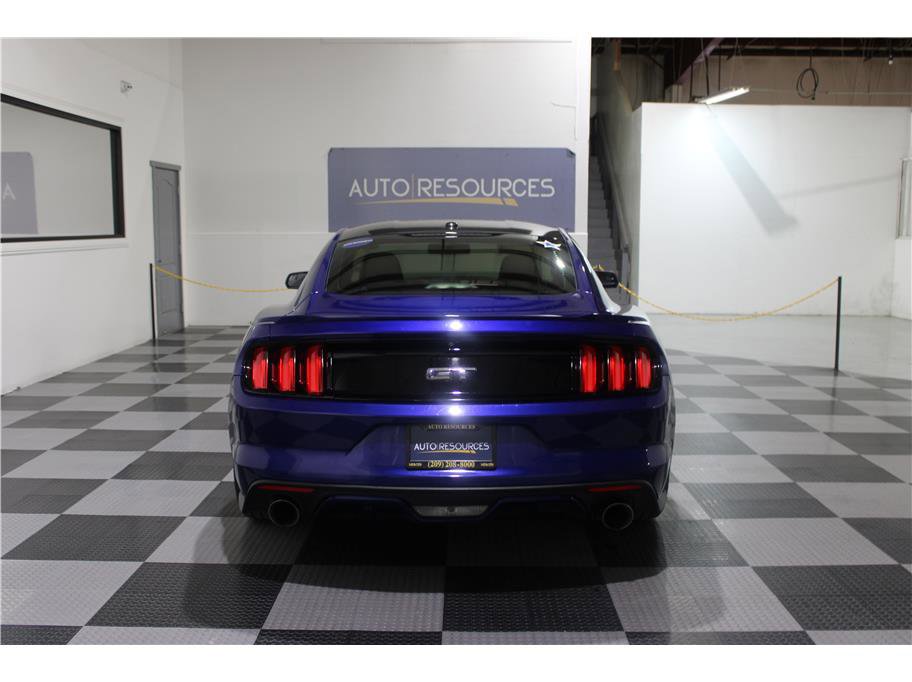 2015 Ford Mustang GT photo 5
