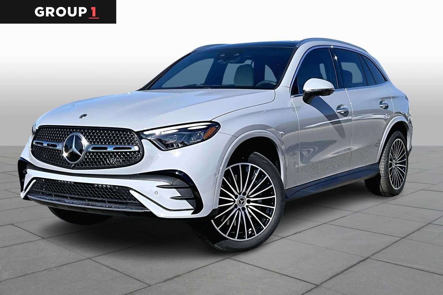 2026 Mercedes-Benz GLC Base's photo