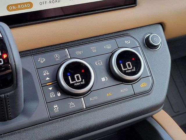 2025 Land Rover Defender 110 X-Dynamic SE photo 20