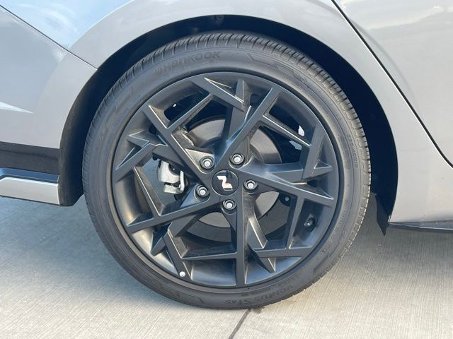 2025 Hyundai Elantra N Line photo 4