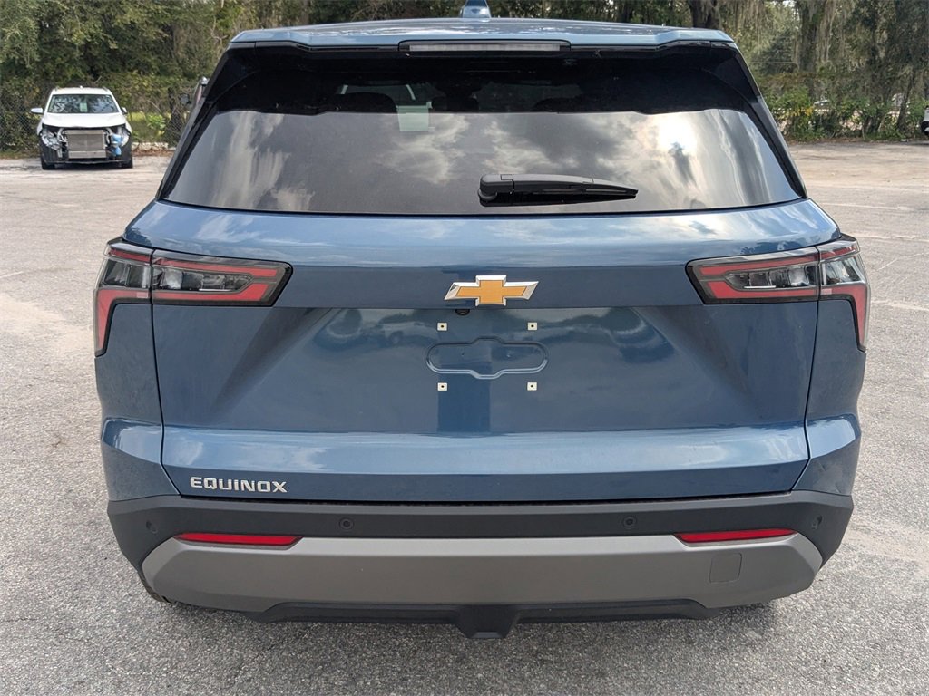 2026 Chevrolet Equinox LT photo 4