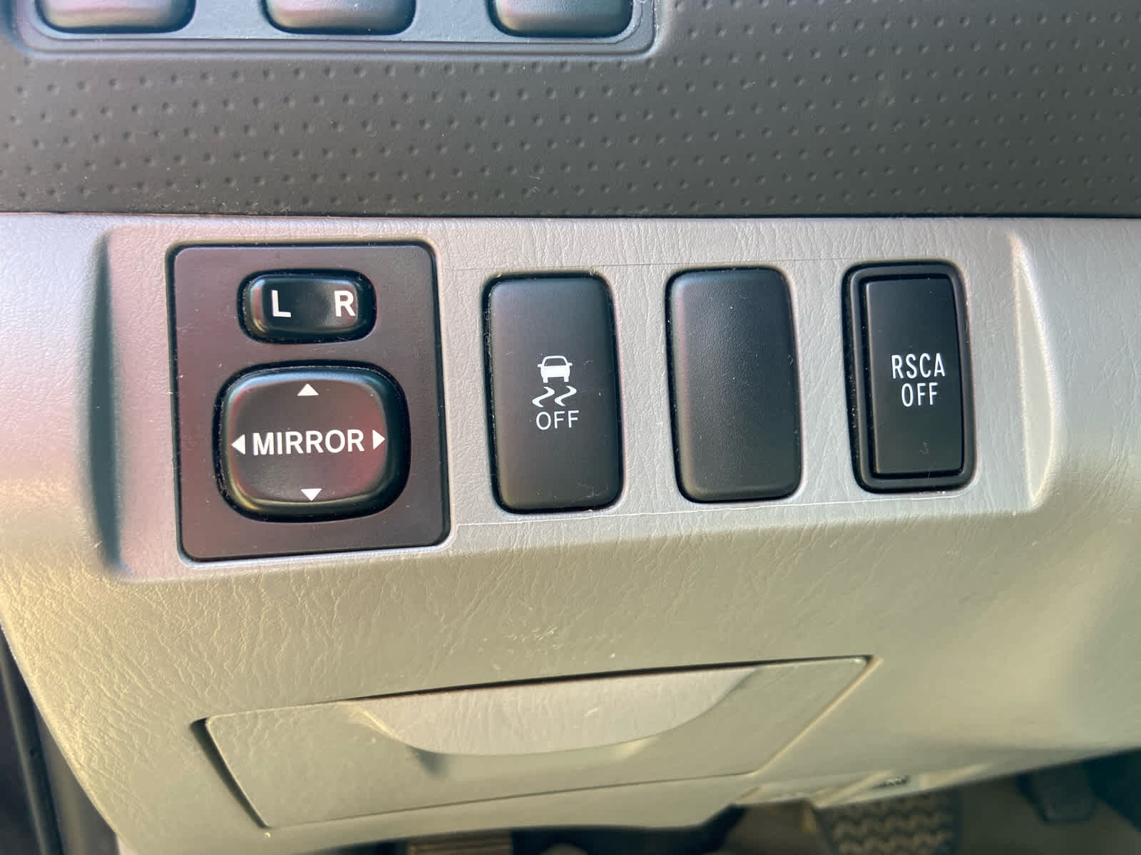 2015 Toyota Tacoma Base photo 16