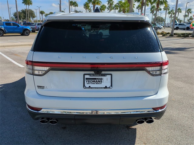 2025 Lincoln Aviator Reserve photo 3