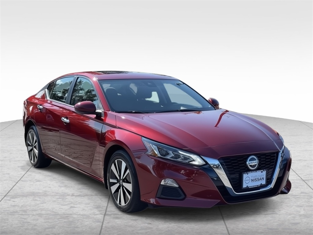 2021 Nissan Altima 2.5 SV photo 2
