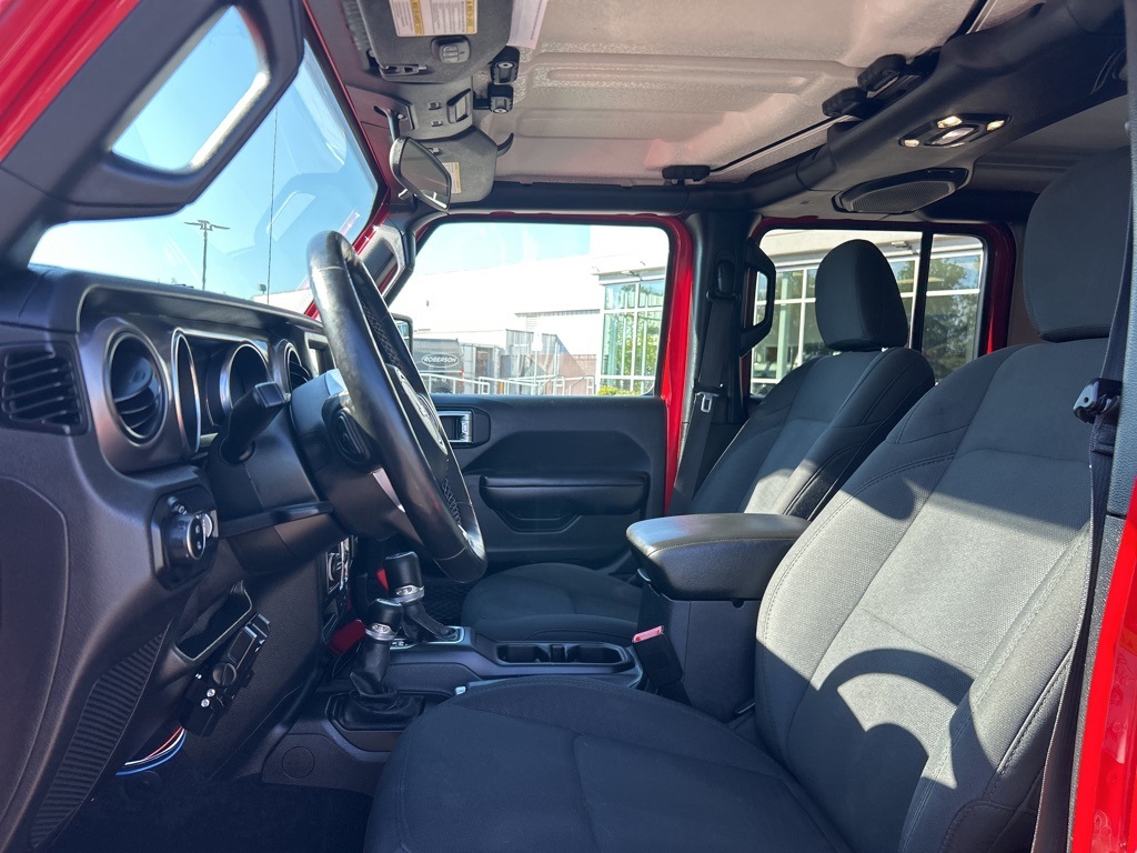 2020 Jeep Gladiator Sport photo 11