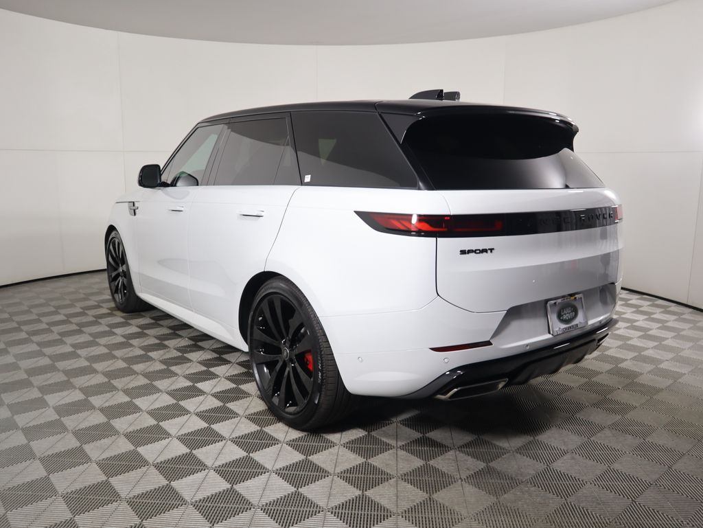 2025 Land Rover Range Rover Sport SE photo 7