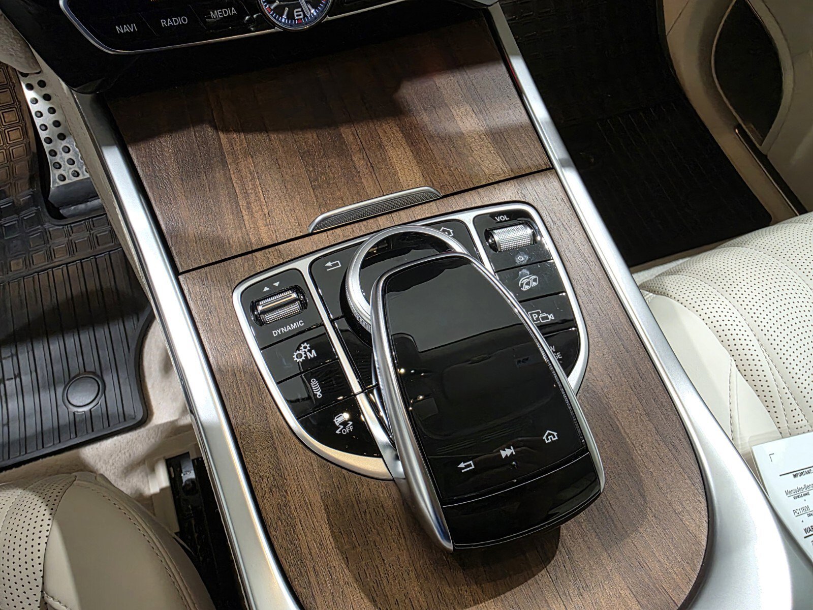 2024 Mercedes Benz G AMG 63 photo 17