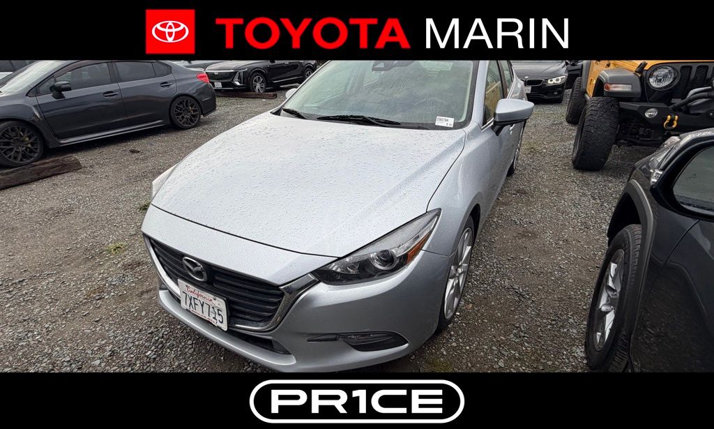 2017 Mazda Mazda3 Touring's photo