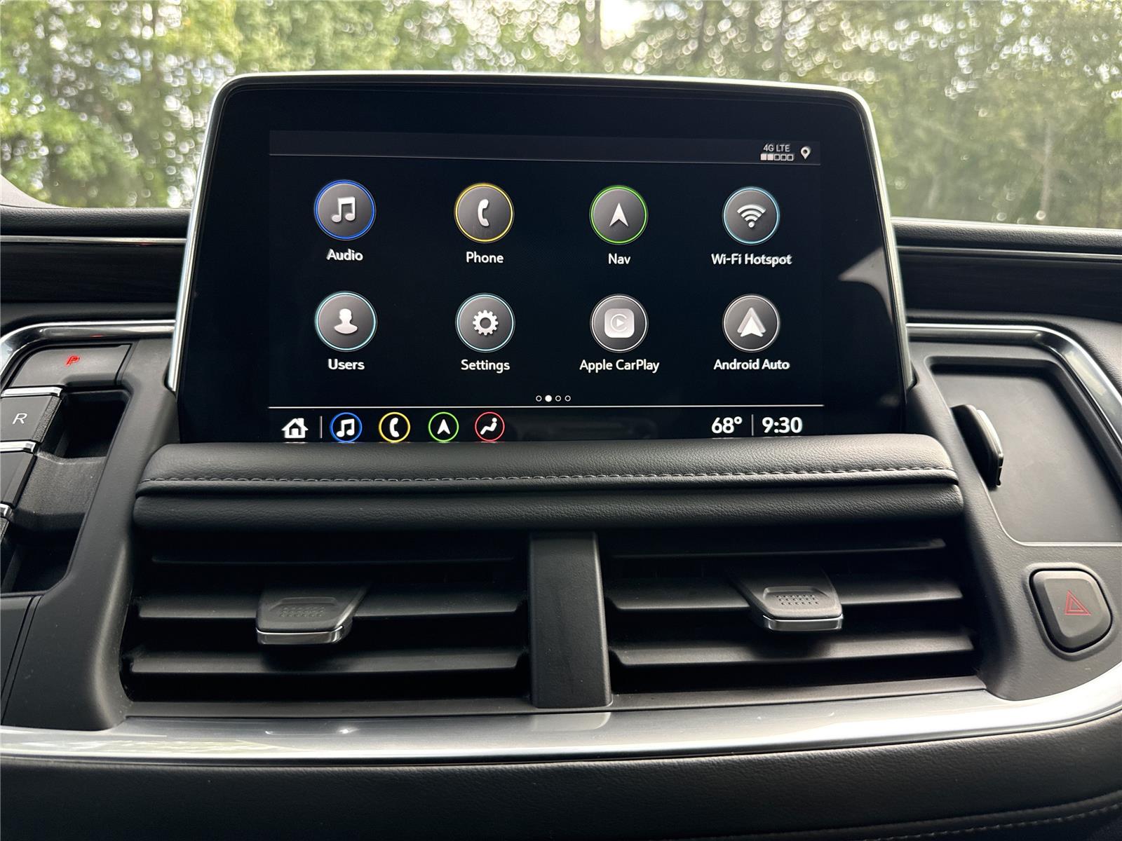 2021 Chevrolet Suburban 1500 LT photo 18
