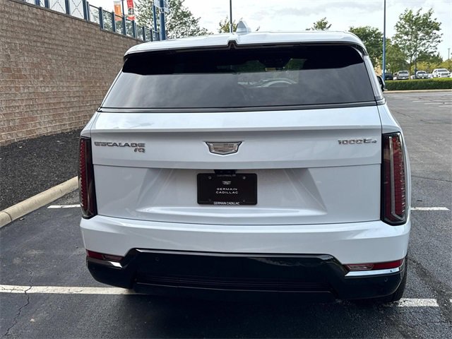 2026 Cadillac Escalade IQ Premium Sport photo 4