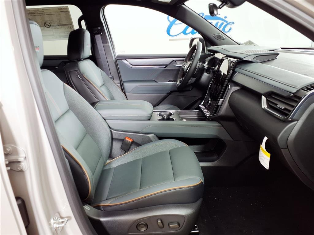 2026 Gmc Acadia AT4 photo 21