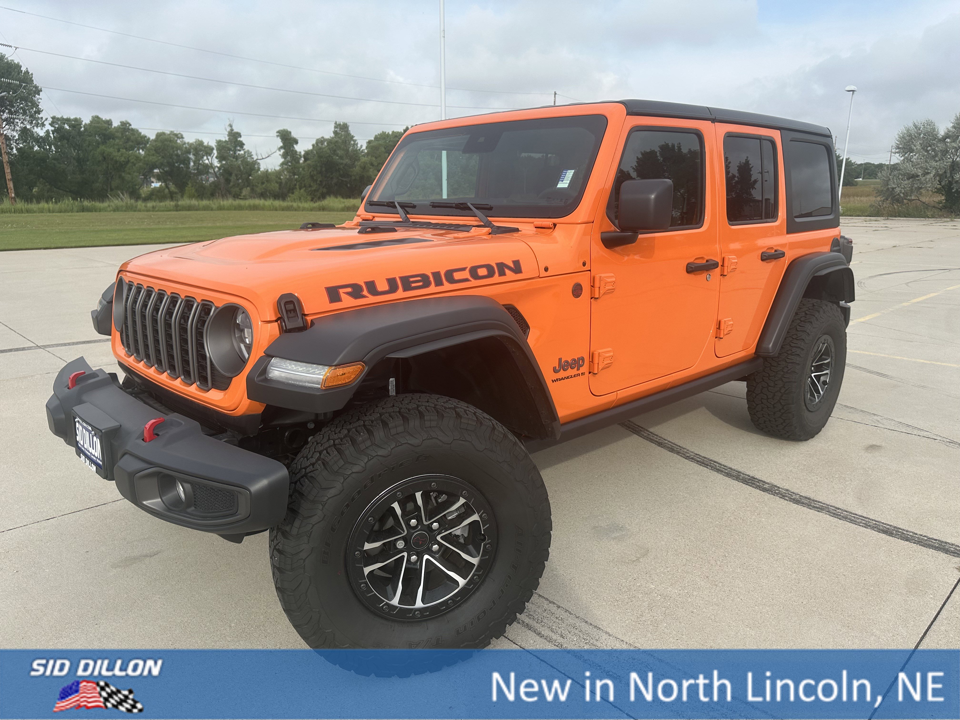 2025 Jeep Wrangler 4-Door Rubicon's photo
