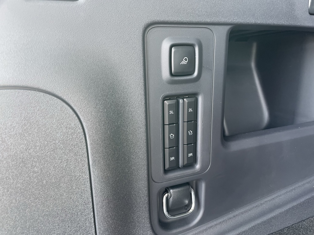 2025 Ford Expedition photo 33
