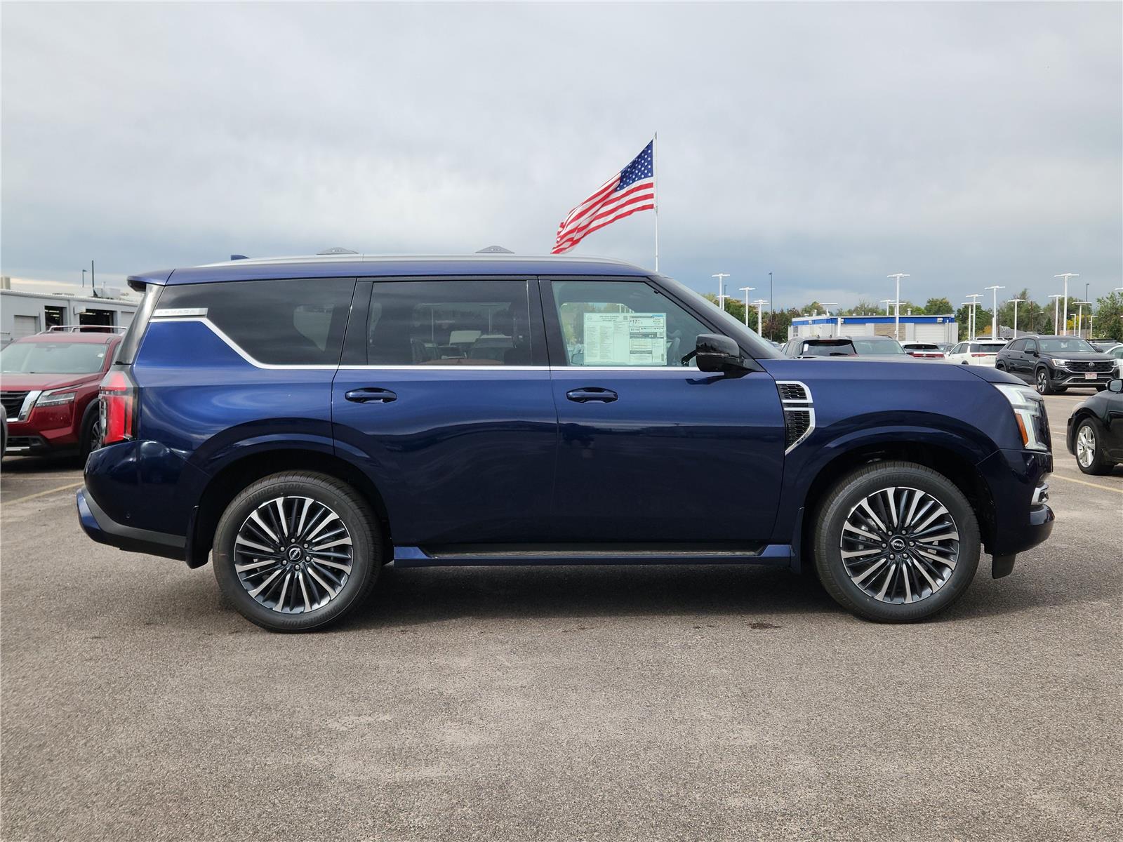2025 Nissan Armada Platinum Reserve photo 2
