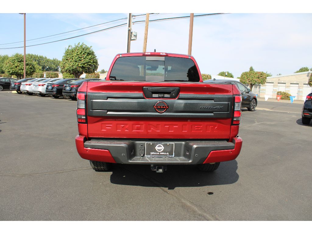 2025 Nissan Frontier PRO-4X photo 6