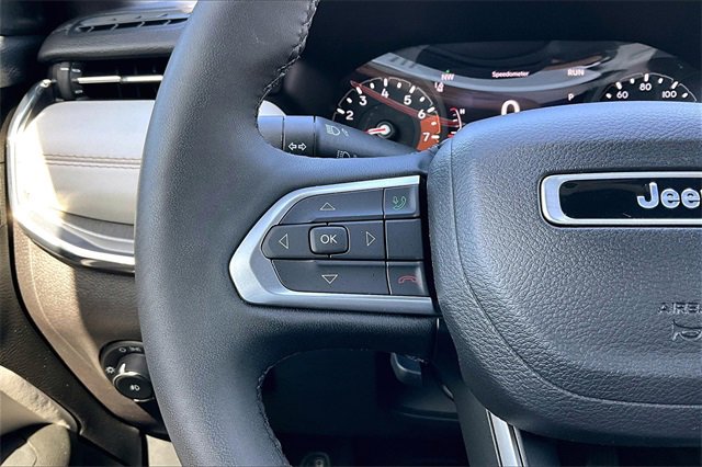 2023 Jeep Compass Limited photo 16