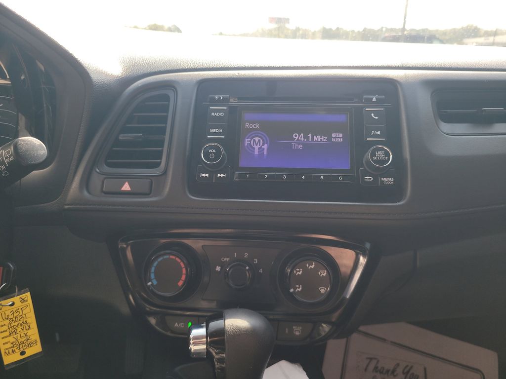 2021 Honda HR-V LX photo 17
