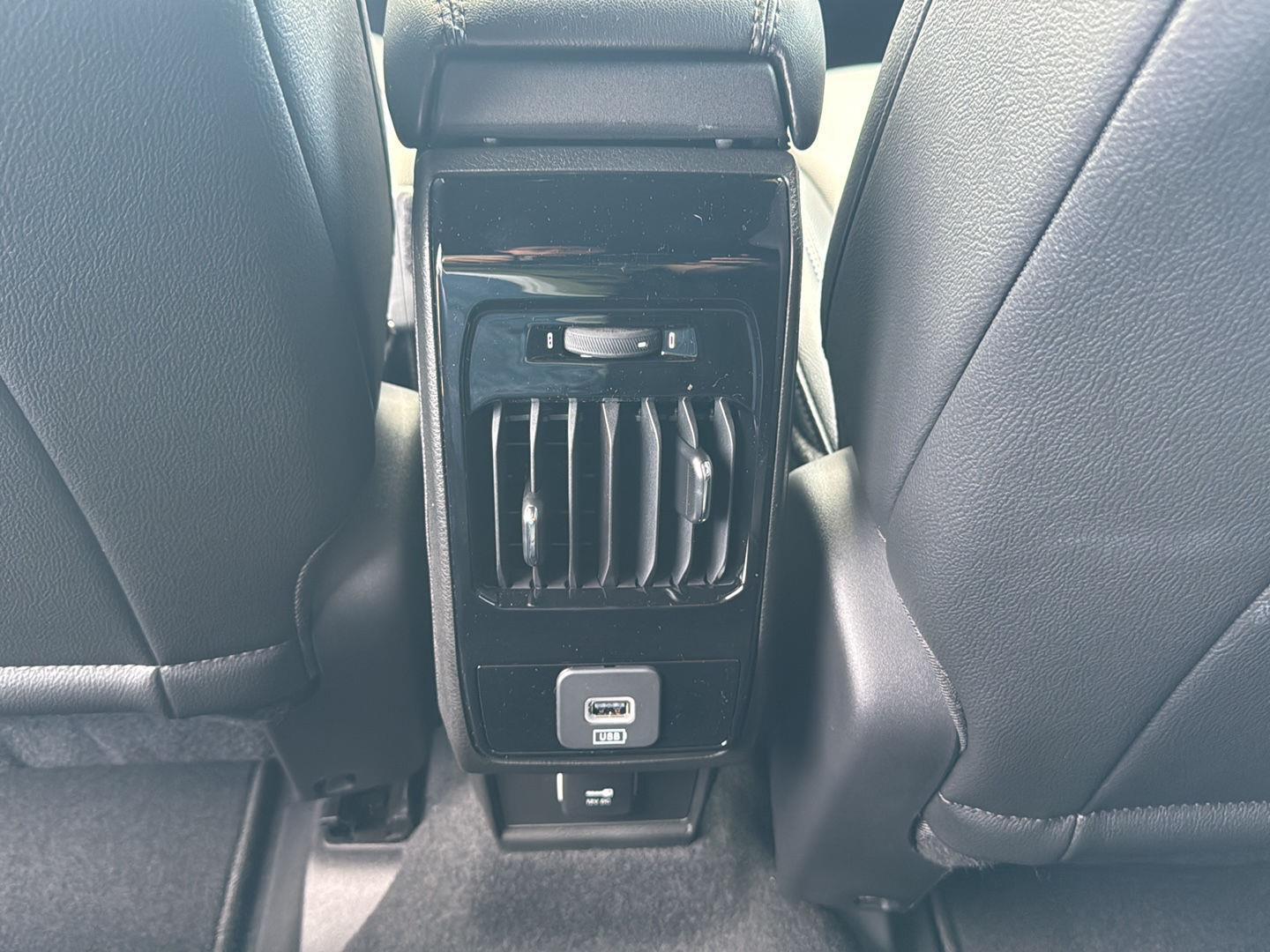 2025 Jeep Compass Latitude photo 19