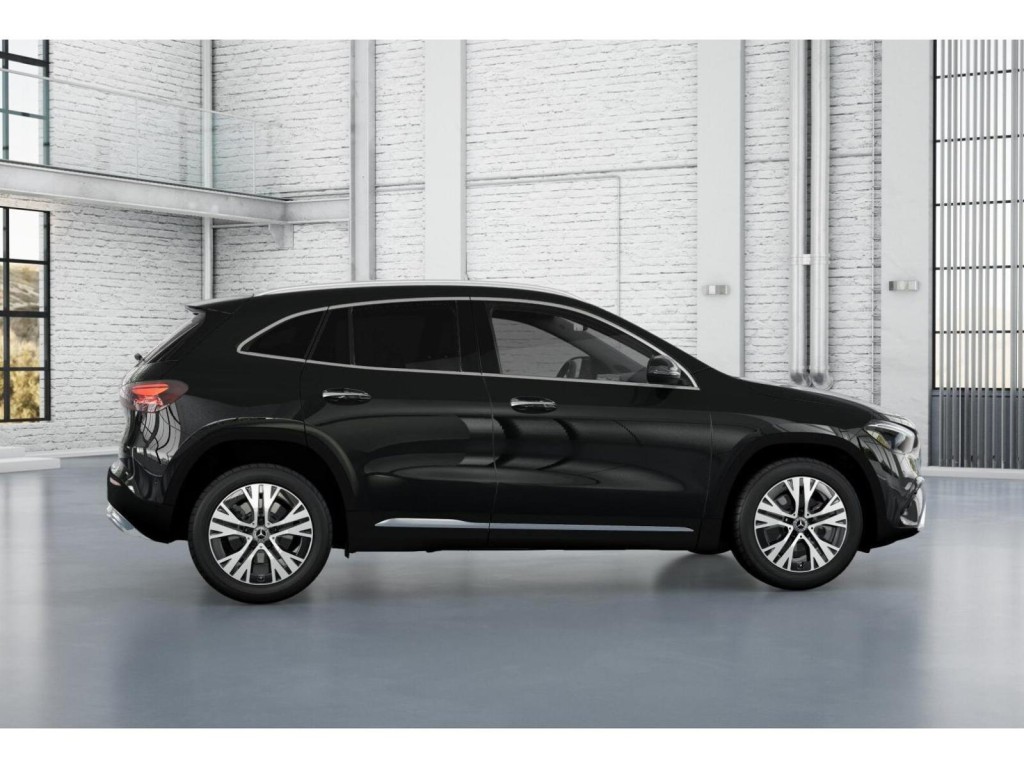 2026 Mercedes Benz GLA 250 photo 16
