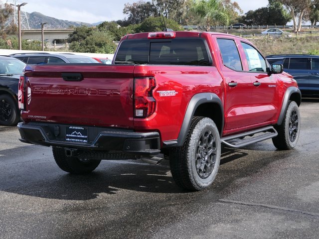 2026 Chevrolet Colorado Trail Boss photo 2