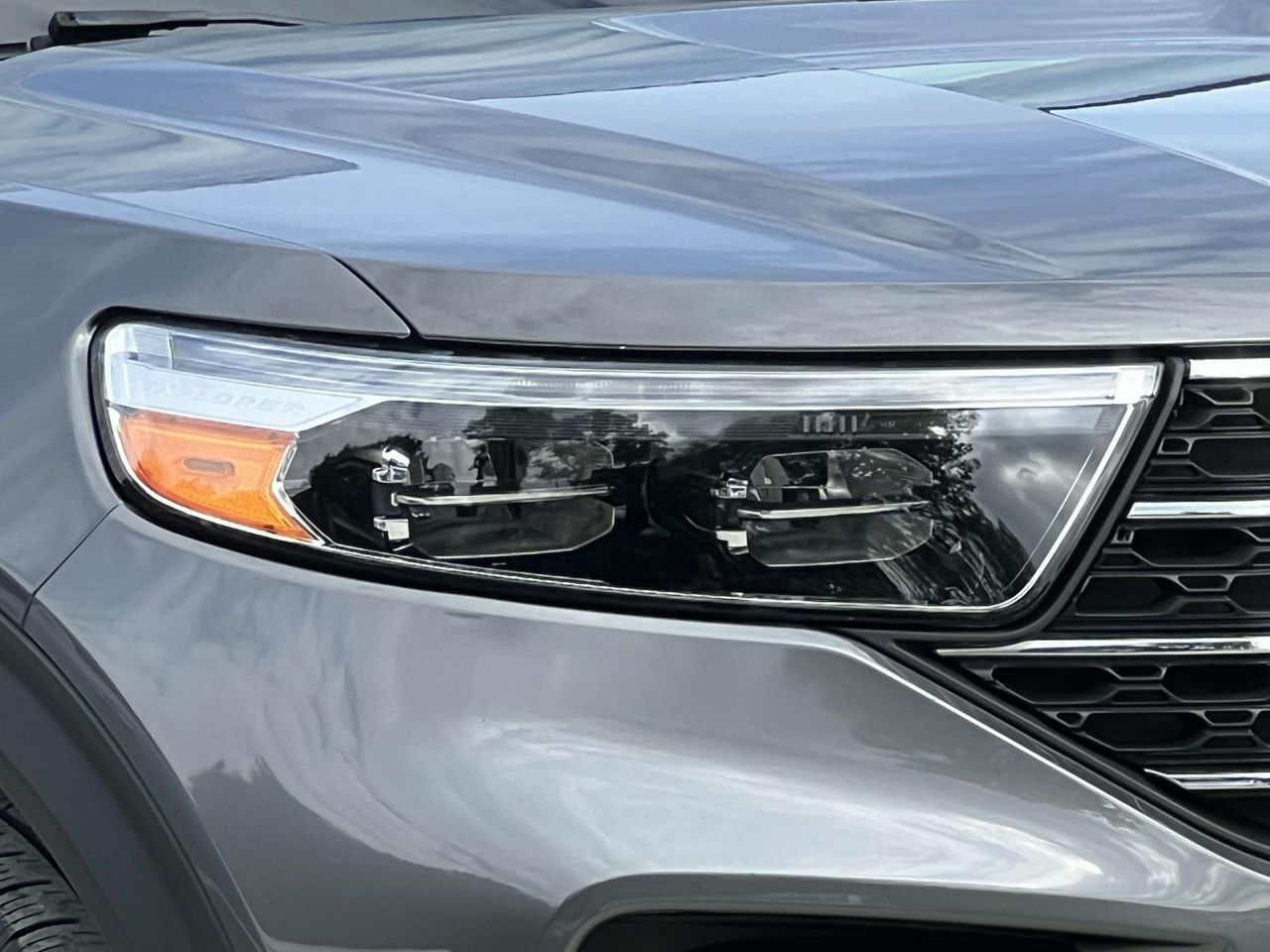 2022 Ford Explorer XLT photo 2