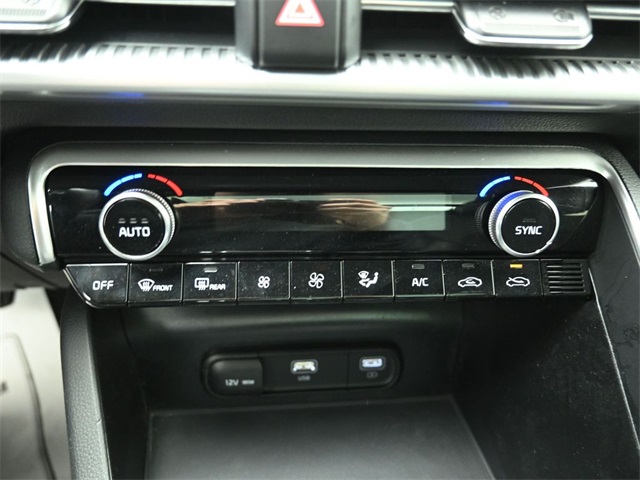 2023 KIA K5 - Image 18