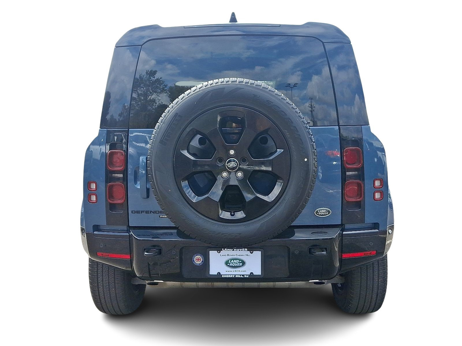 2022 Land Rover Defender X-Dynamic S photo 3