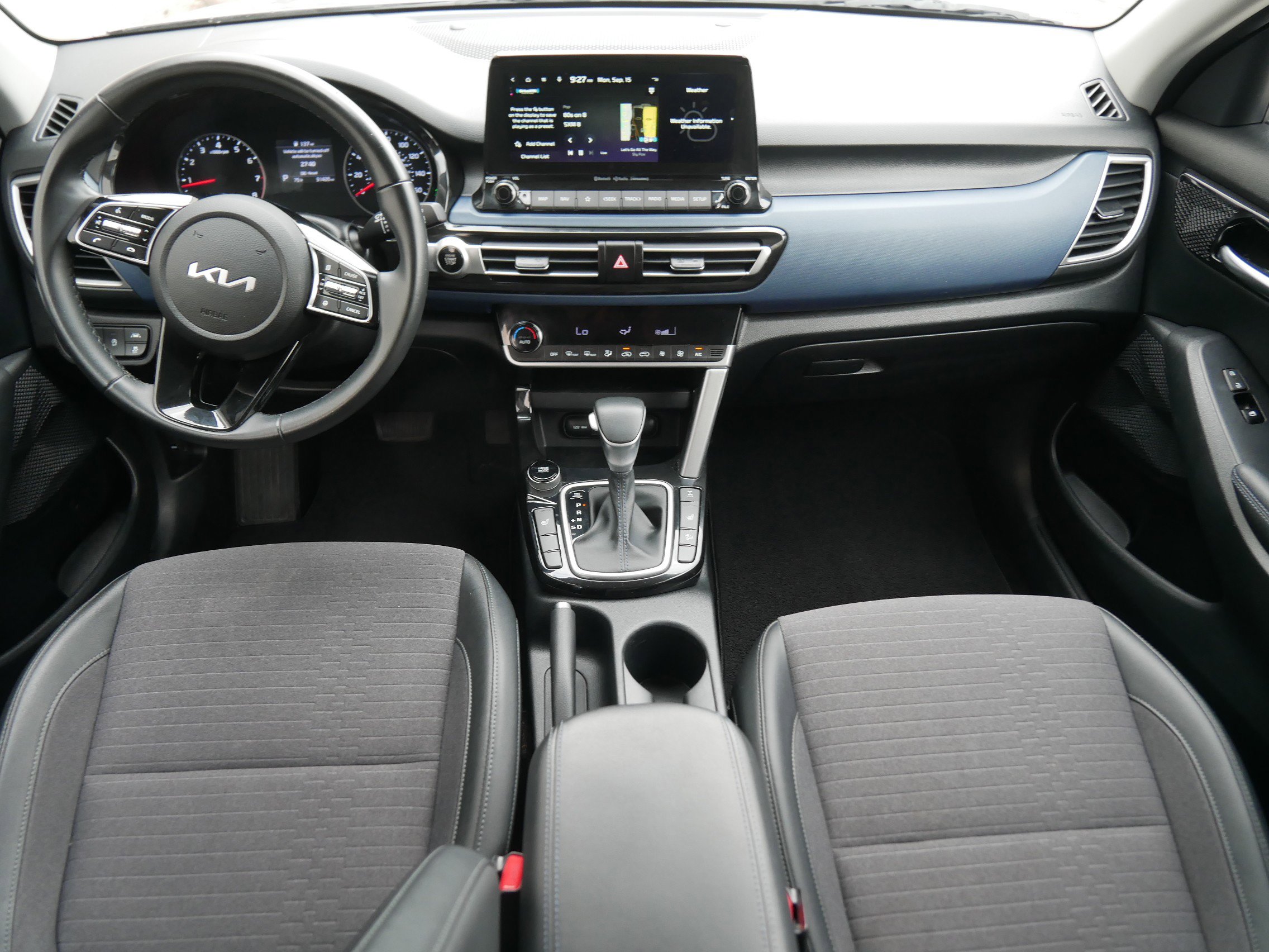 2023 Kia Seltos S photo 15