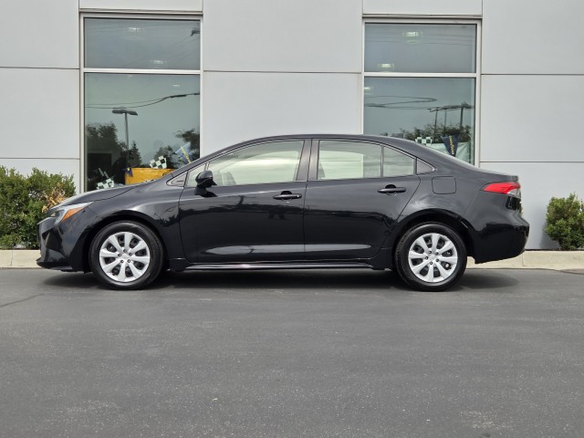 2024 Toyota Corolla Hybrid LE photo 8