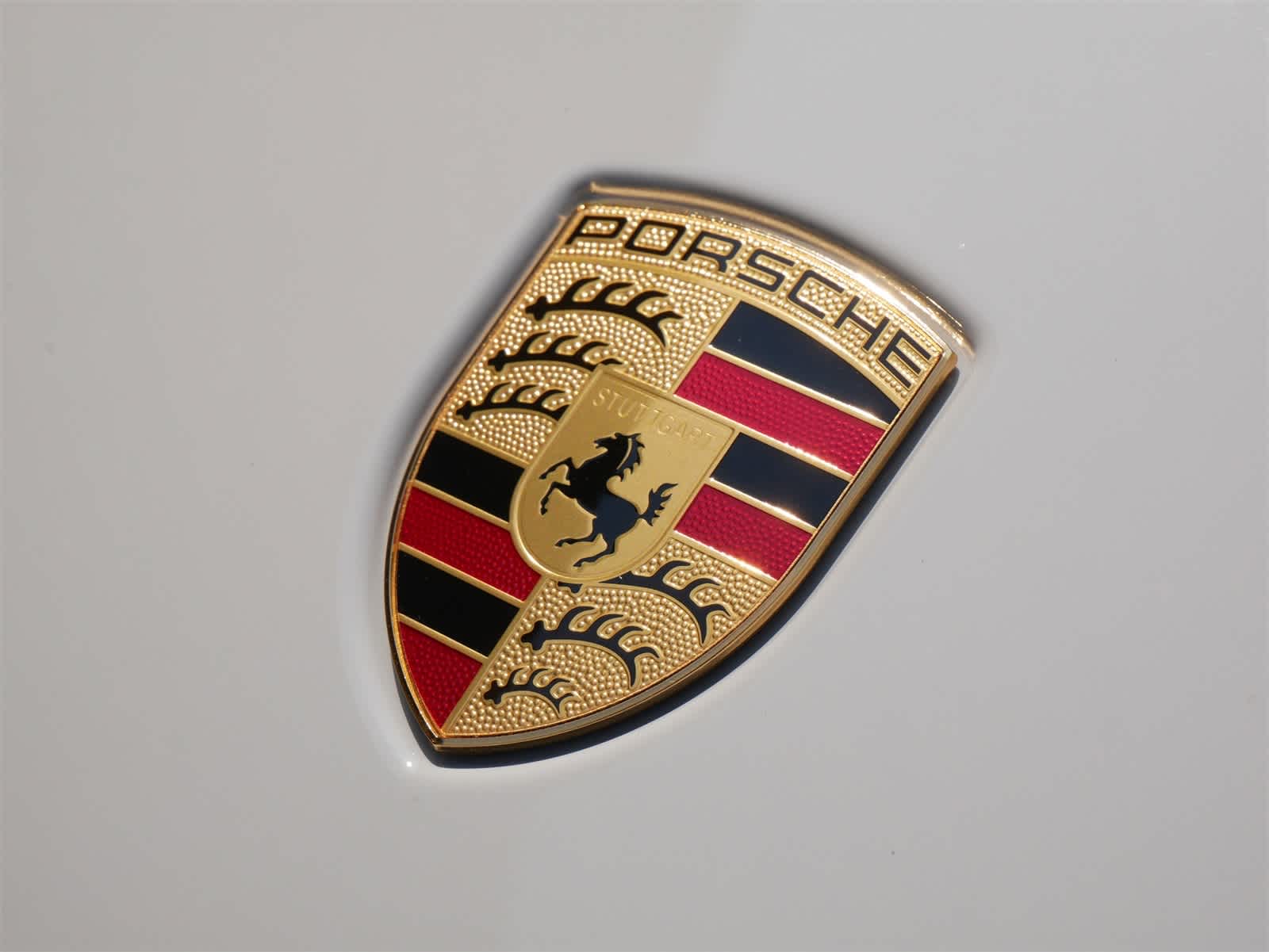 2025 Porsche Macan S photo 17