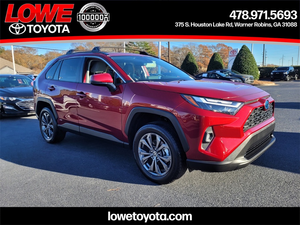 2022 Toyota RAV4 XLE Premium's photo