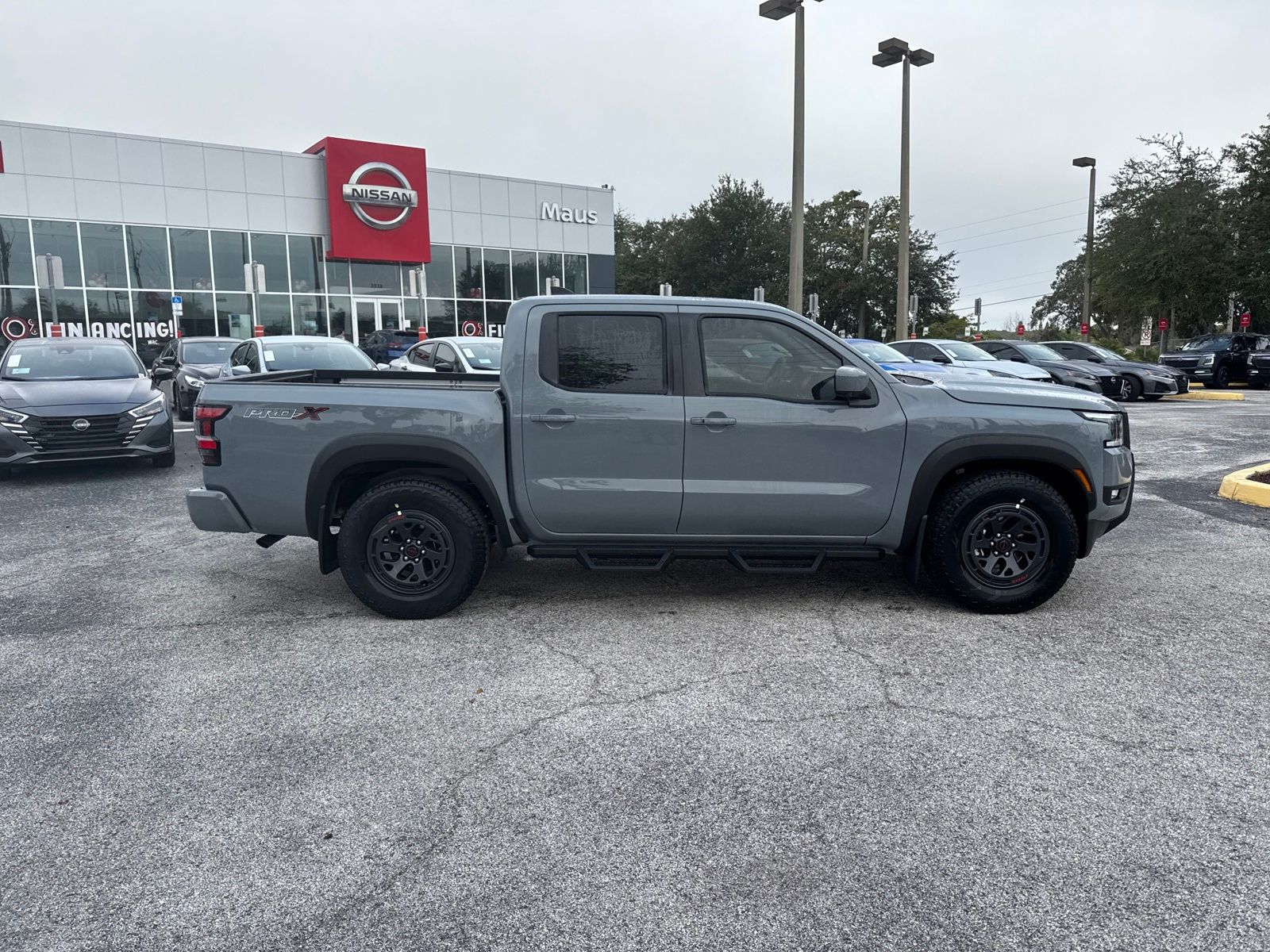 2026 Nissan Frontier PRO-X photo 4