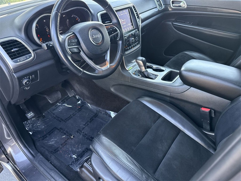 2018 Jeep Grand Cherokee Altitude photo 2